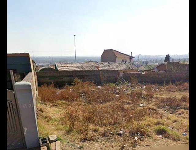 LAND FOR SALE IN NALEDI